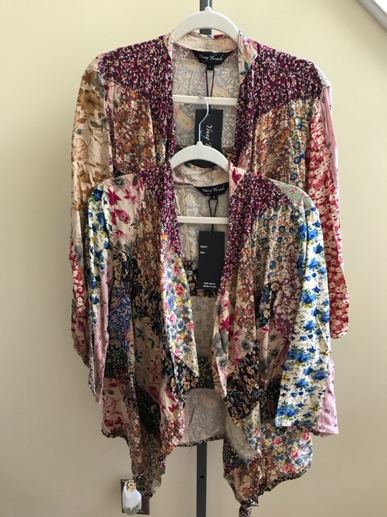 Young Threads Other - YOUNG THREADS NWT Kimono Floral Embroidered Design Size Small- Large